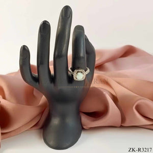 WHITE OPAL RING