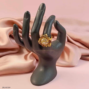 ANTIQUE RING