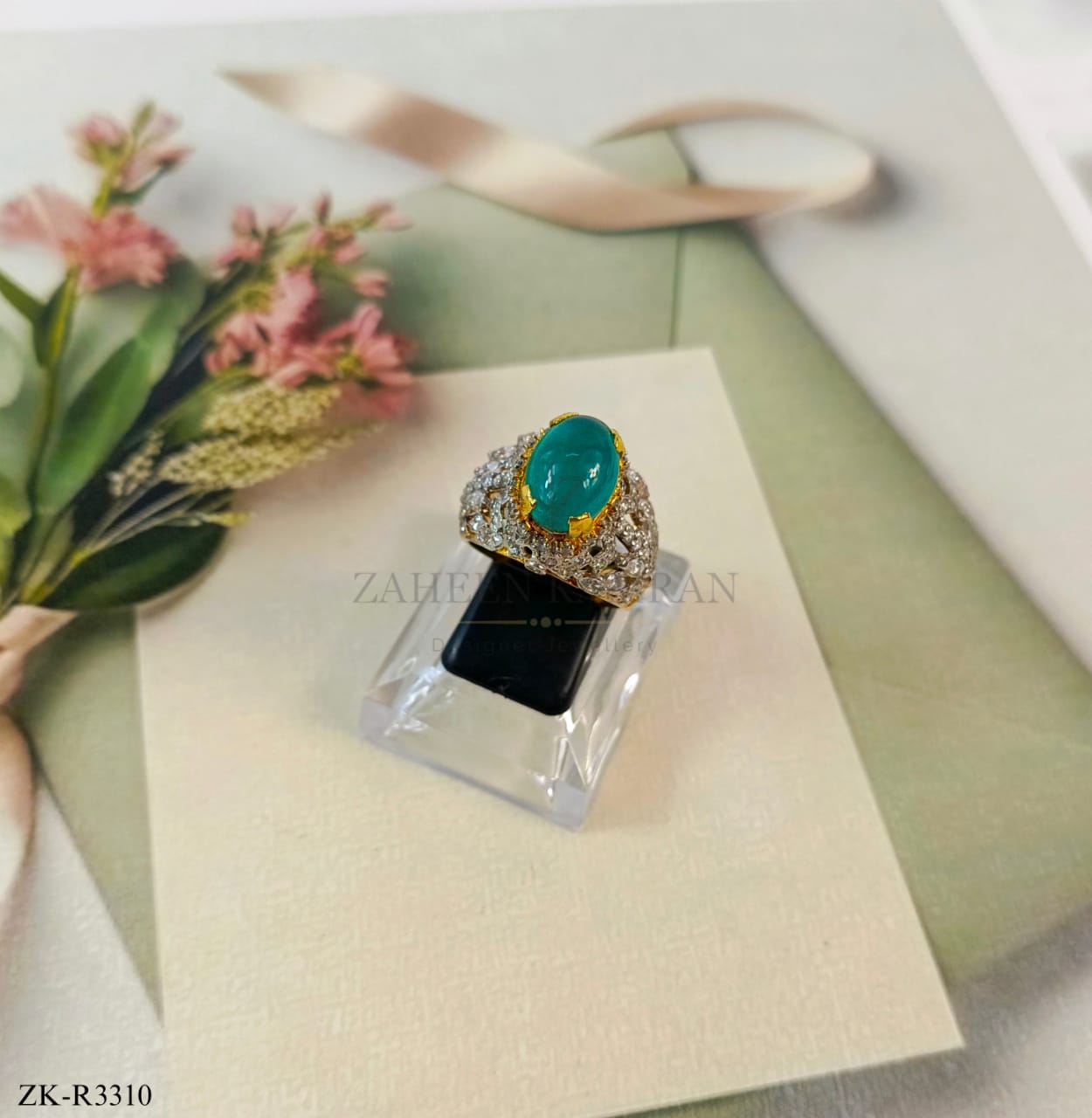 EMERALD RING