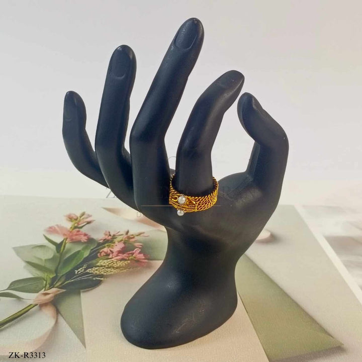 PEARLS RING