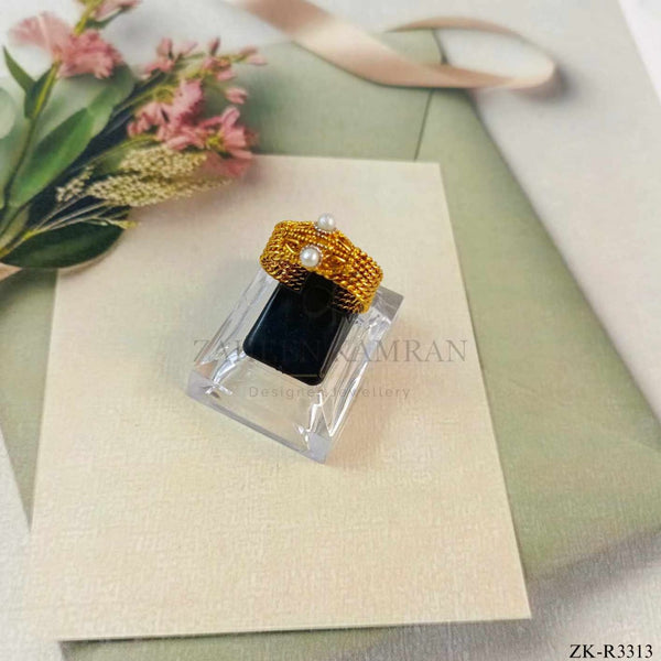 PEARLS RING