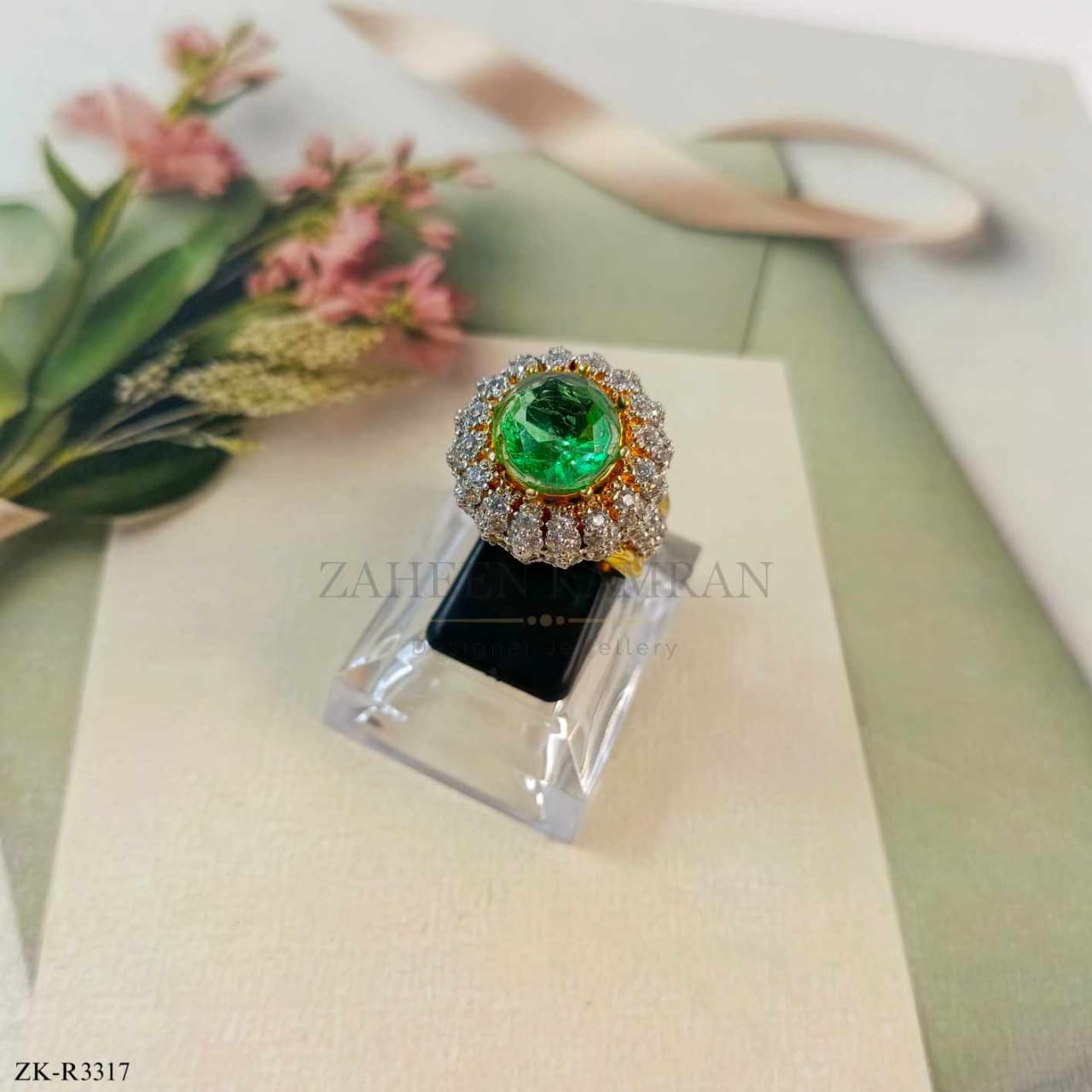 EMERALD RING