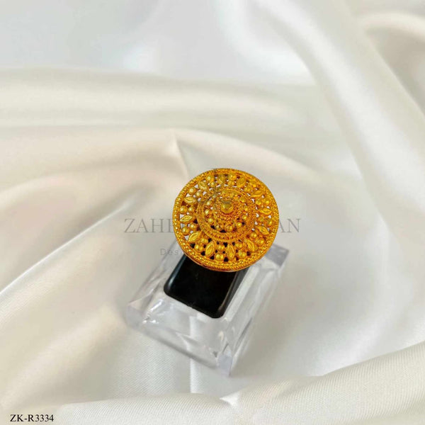 ANTIQUE RING