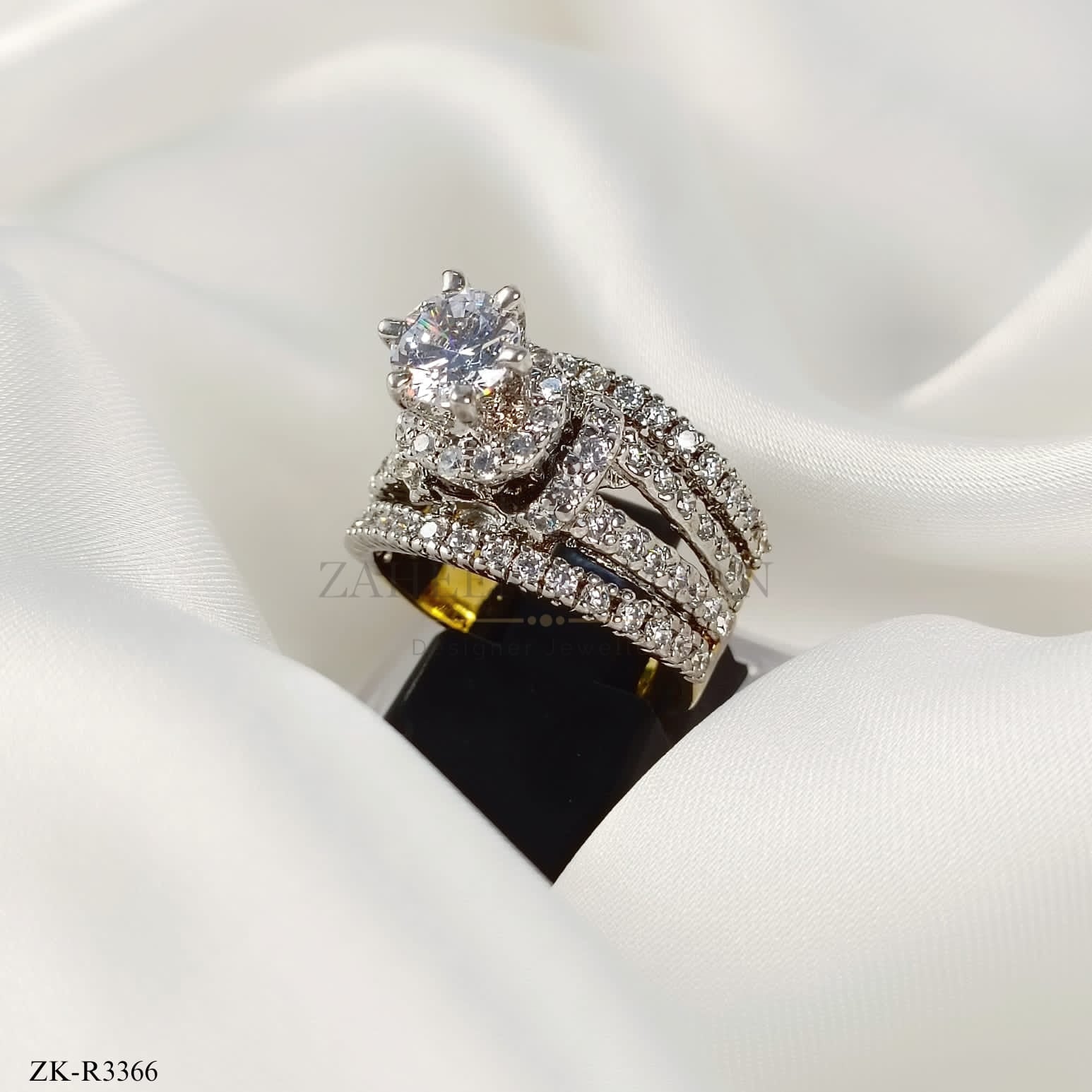 925 ZIRCONIAN SILVER RING