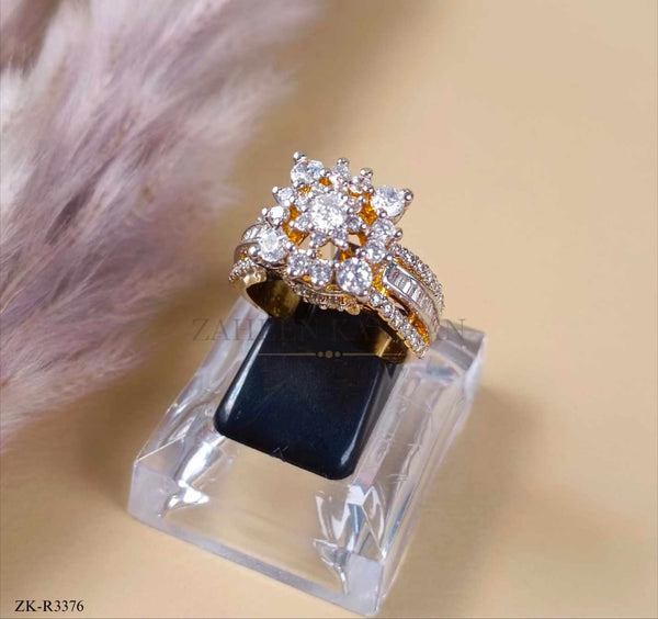 ZIRCONIAN RING