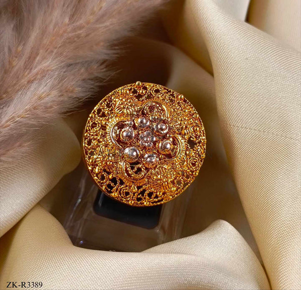 ANTIQUE RING