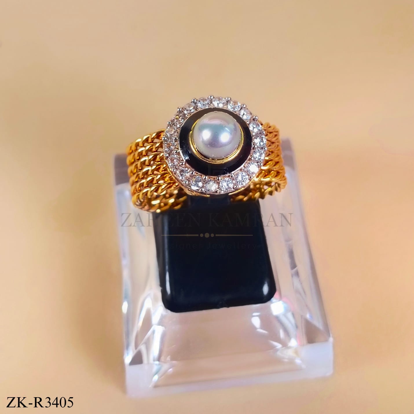 PEARL RING