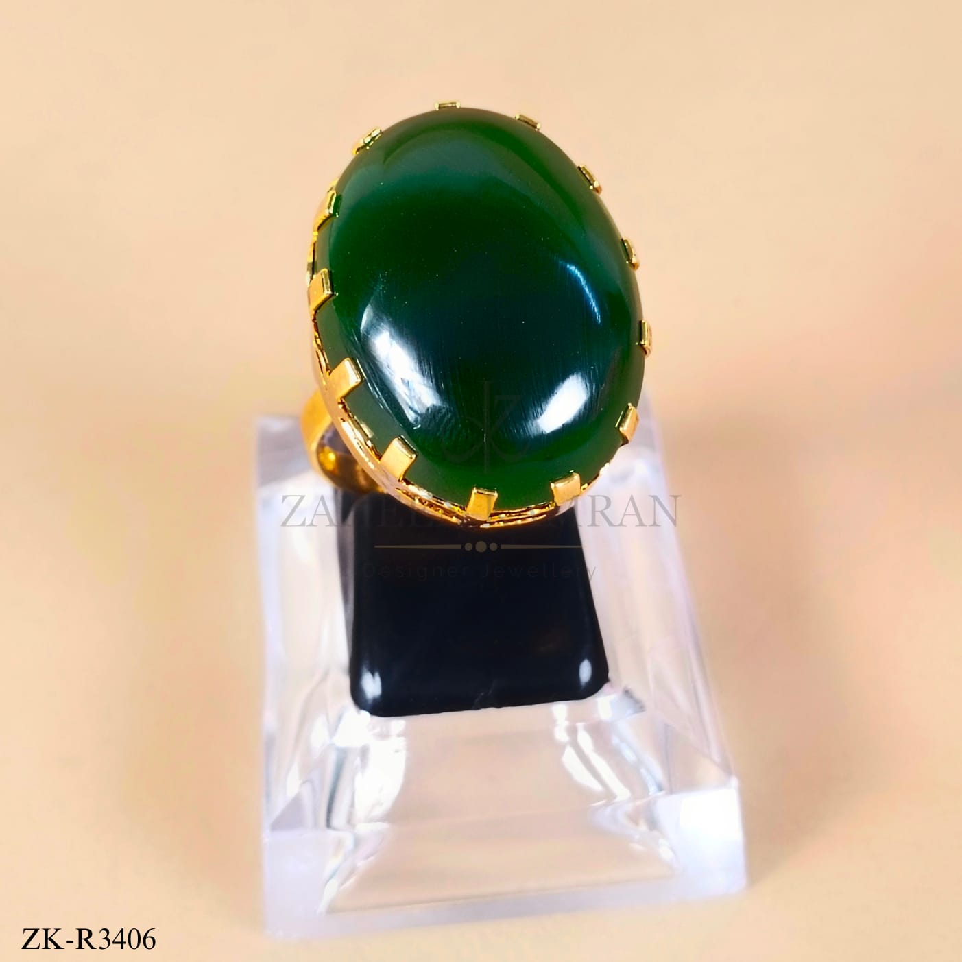EMERALD RING